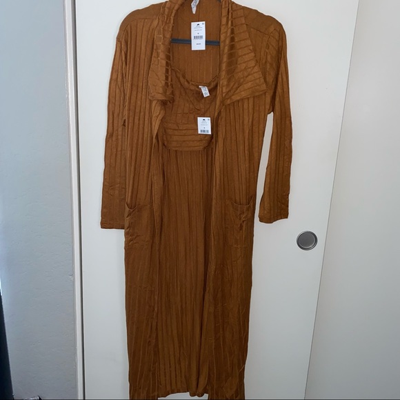 Maple Syrup Crop tank and cardigan bundle - Picture 1 of 5